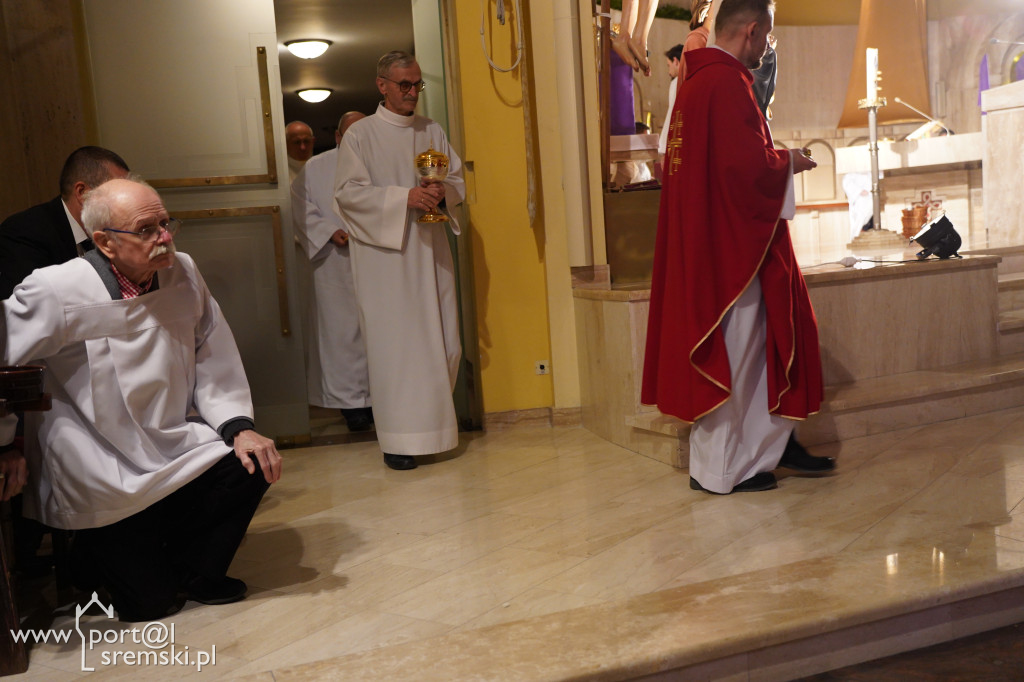 Wielki Piątek - liturgia