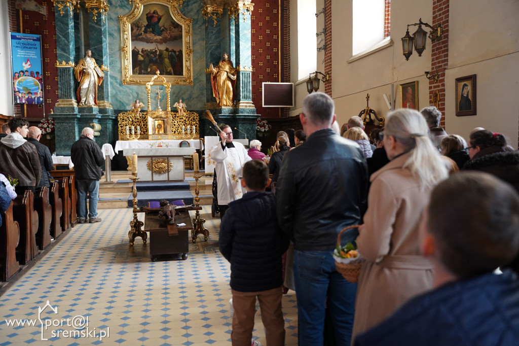 Święcenie pokarmów - Fara