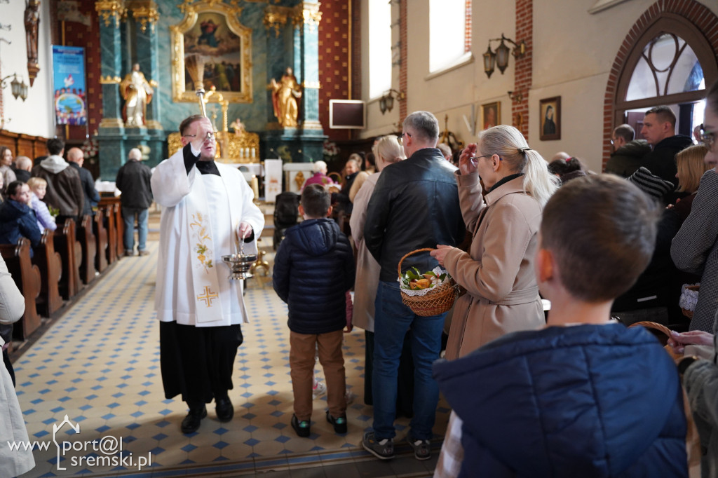 Święcenie pokarmów - Fara