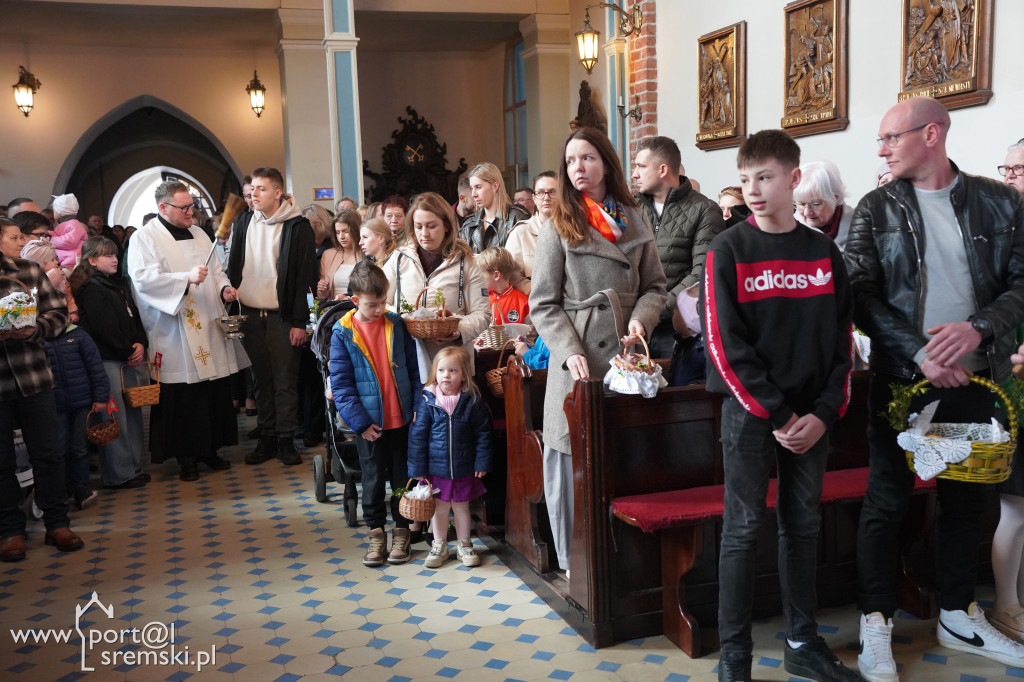 Święcenie pokarmów - Fara