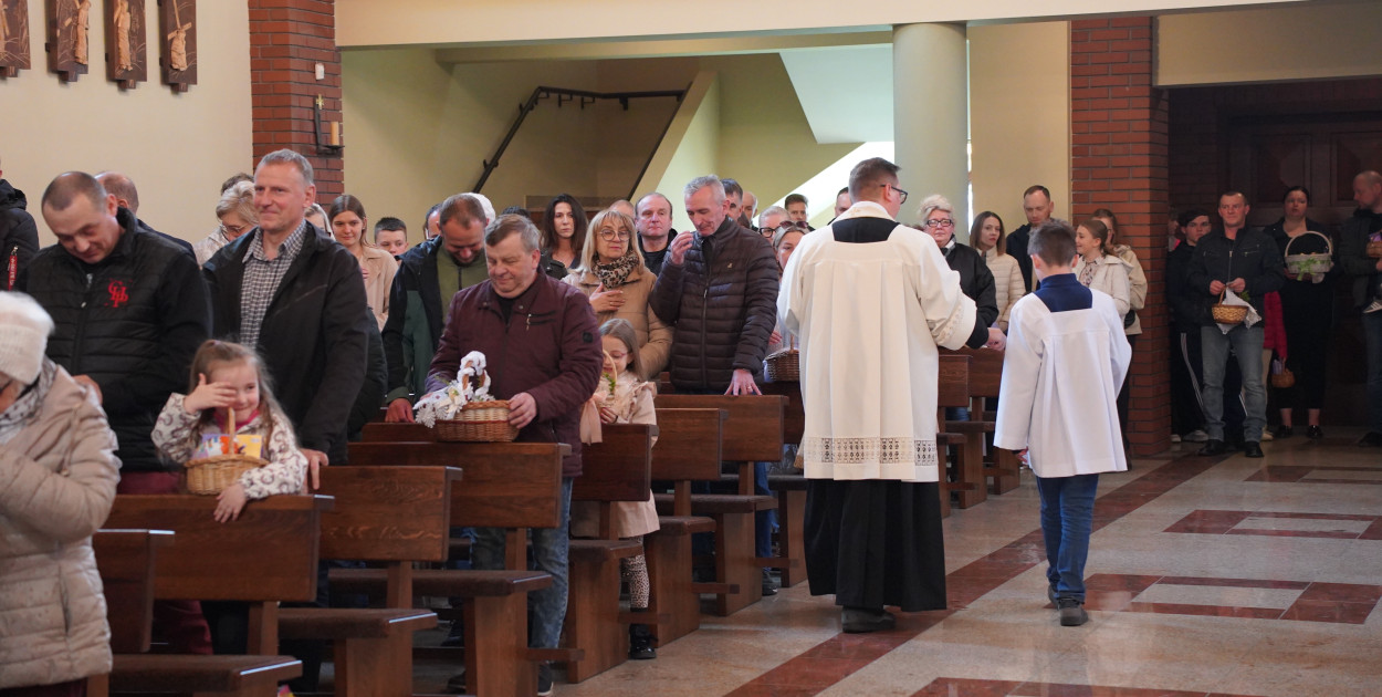 Święcenie pokarmów - Parafia pw. bł. Michała Kozala