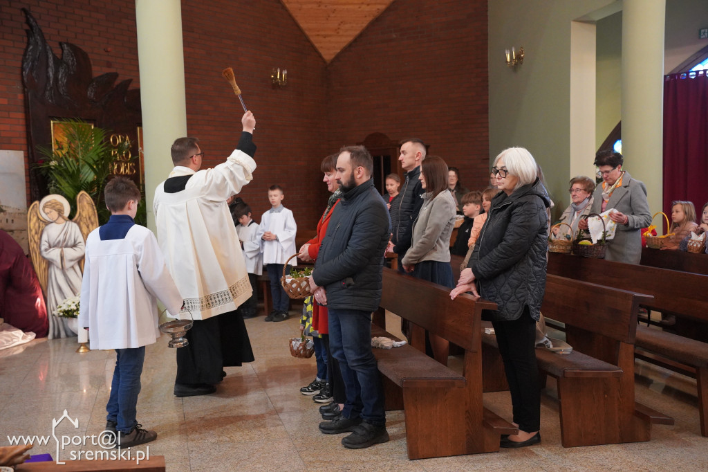 Święcenie pokarmów - Parafia pw. bł. Michała Kozala