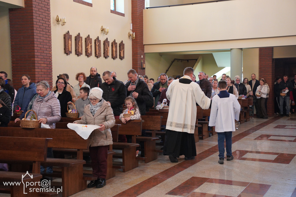 Święcenie pokarmów - Parafia pw. bł. Michała Kozala