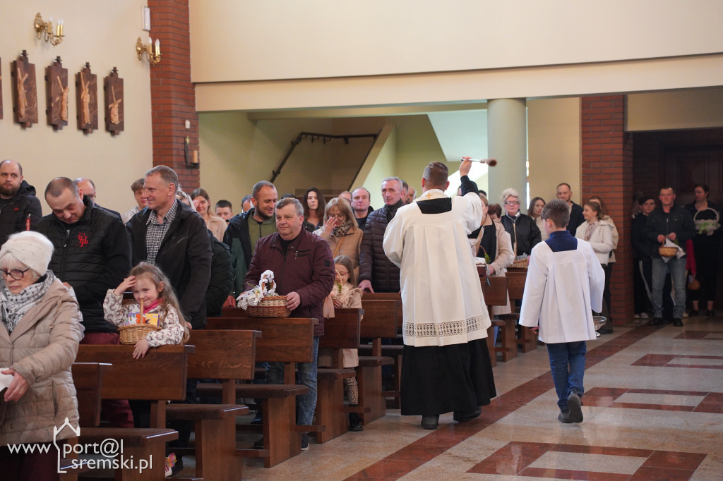 Święcenie pokarmów - Parafia pw. bł. Michała Kozala