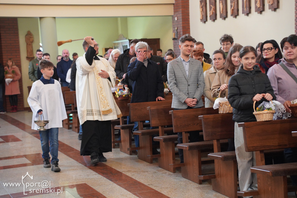 Święcenie pokarmów - Parafia pw. bł. Michała Kozala