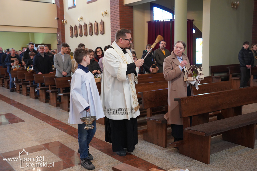 Święcenie pokarmów - Parafia pw. bł. Michała Kozala