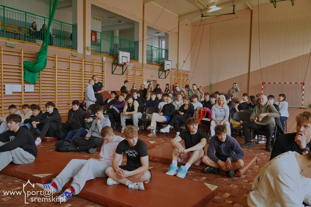 Turniej wyciskania w Ekonomie