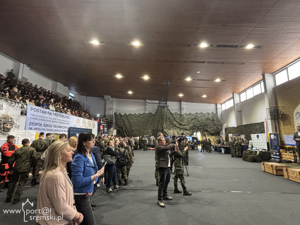 Wojskowe Targi Służby i Pracy dzień I