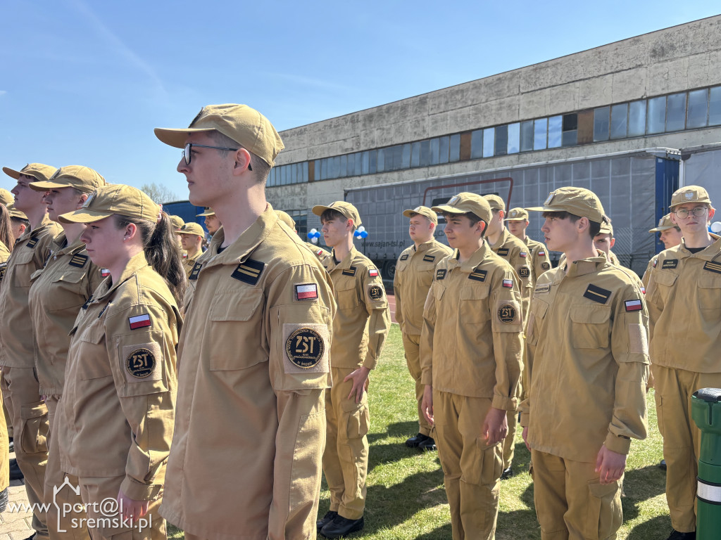 Defilada i ślubowanie kadetów w ZST