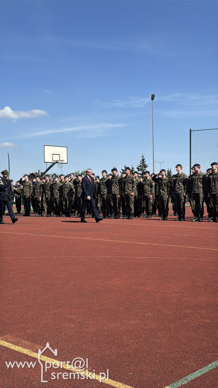 Defilada i ślubowanie kadetów w ZST
