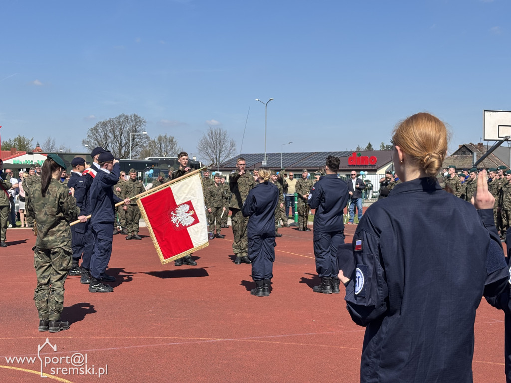 Defilada i ślubowanie kadetów w ZST