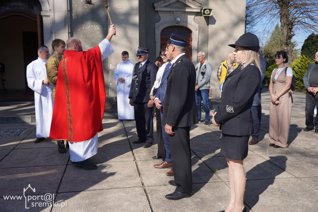 OSP Małachowo z nowym wozem