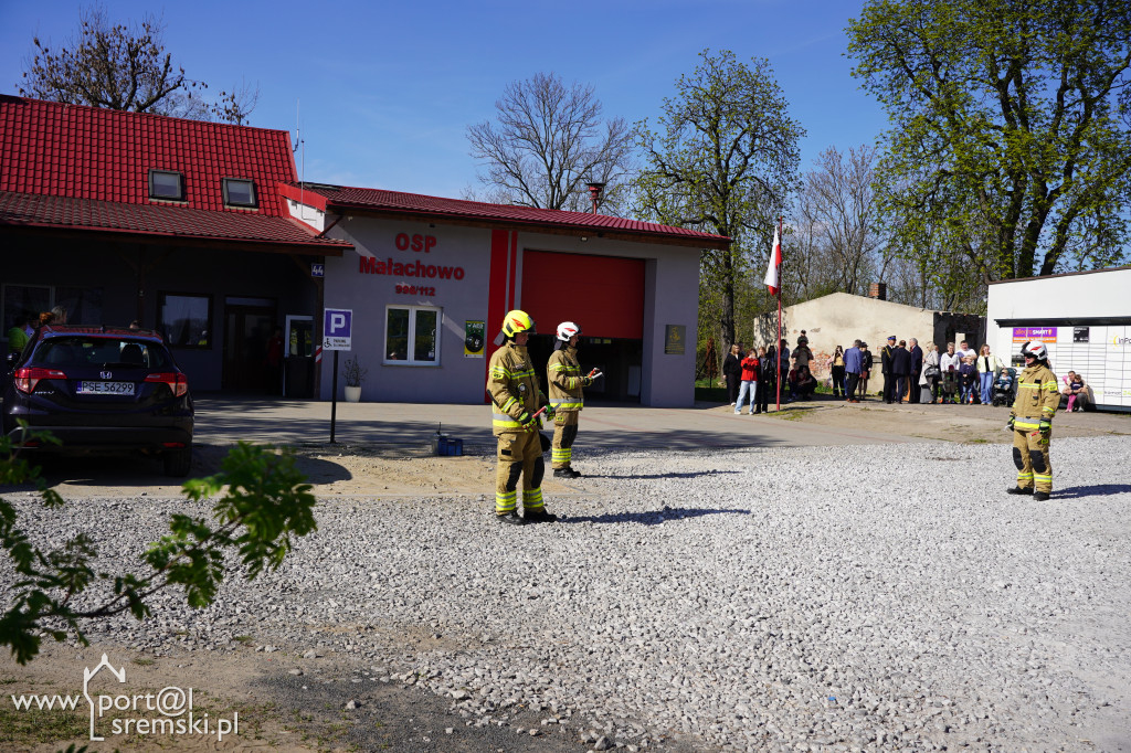 OSP Małachowo z nowym wozem