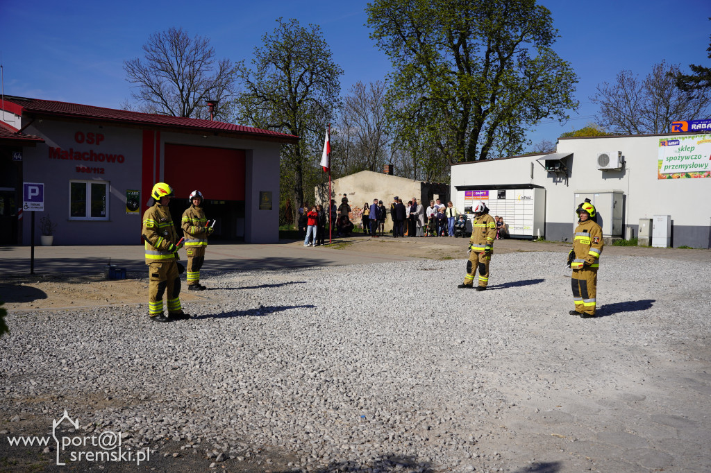 OSP Małachowo z nowym wozem