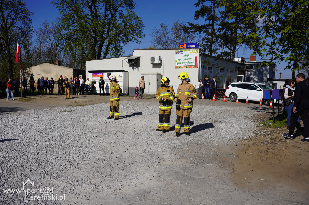 OSP Małachowo z nowym wozem