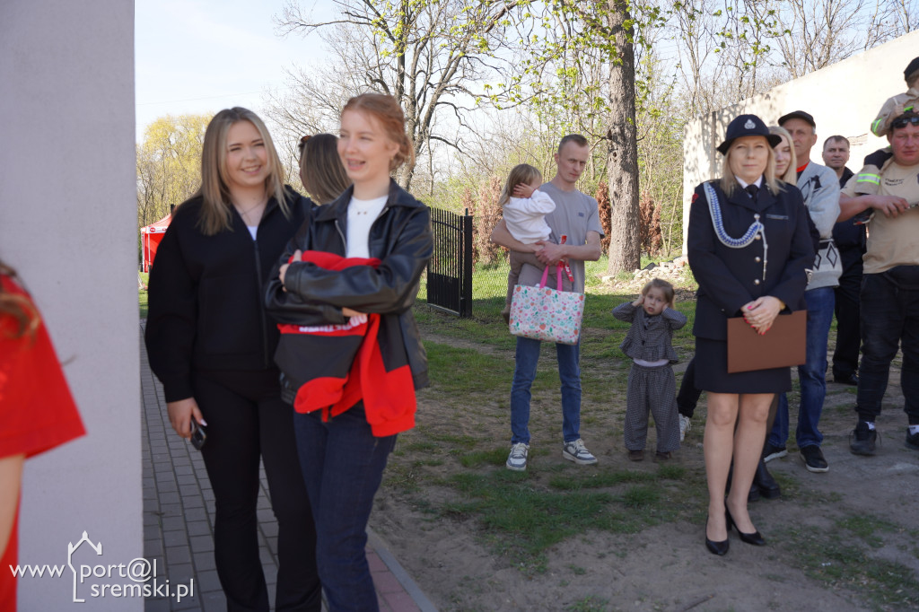 OSP Małachowo z nowym wozem