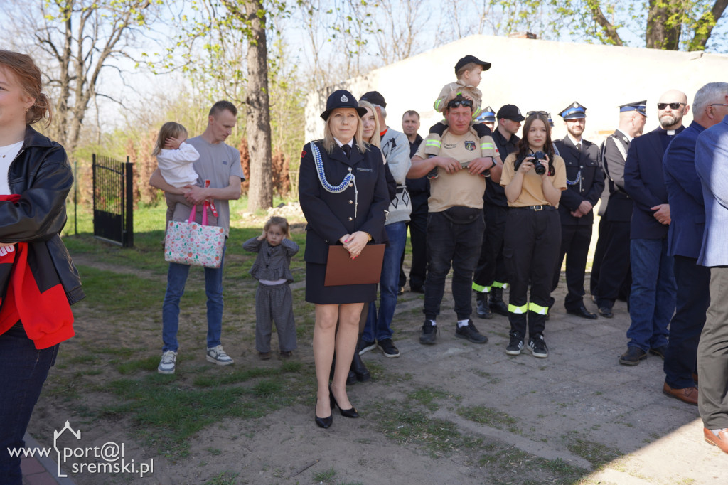 OSP Małachowo z nowym wozem