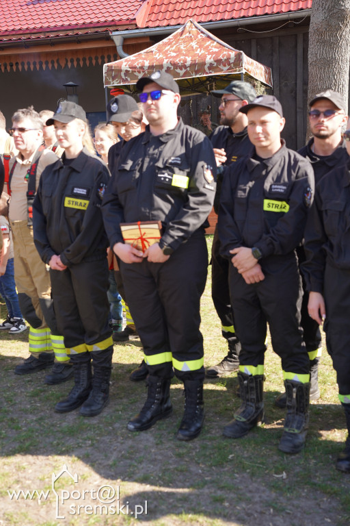 OSP Małachowo z nowym wozem