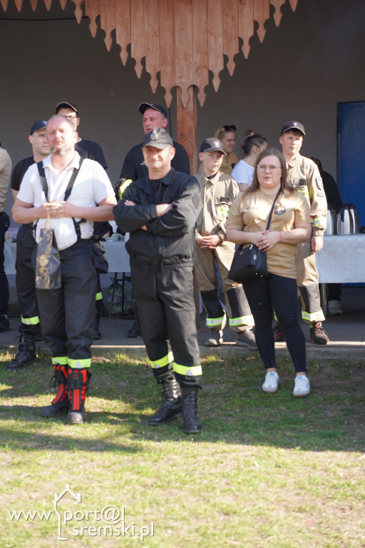 OSP Małachowo z nowym wozem