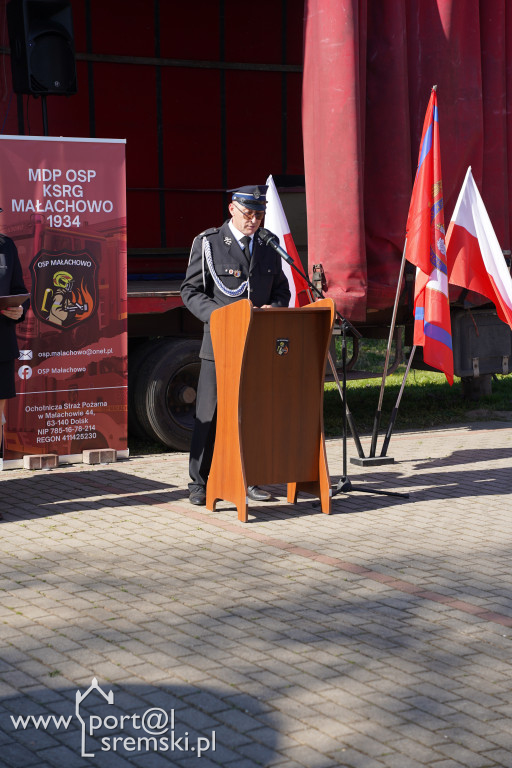 OSP Małachowo z nowym wozem