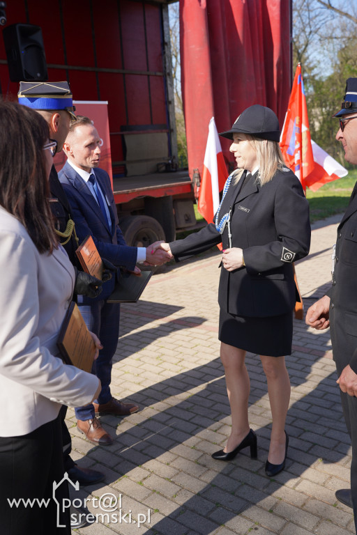 OSP Małachowo z nowym wozem