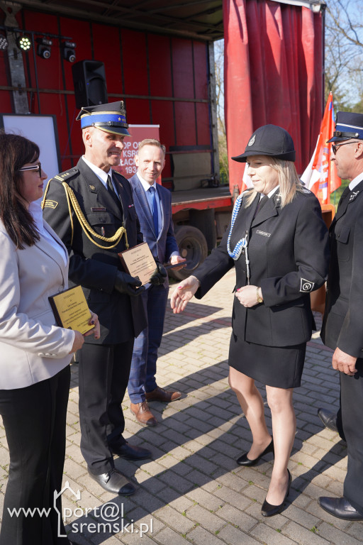 OSP Małachowo z nowym wozem