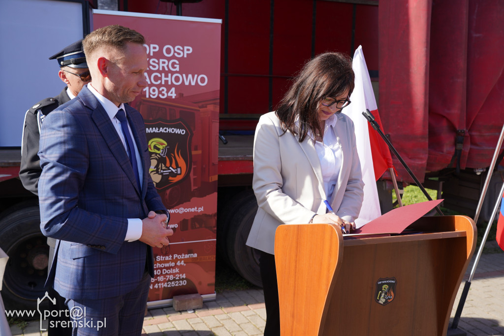 OSP Małachowo z nowym wozem