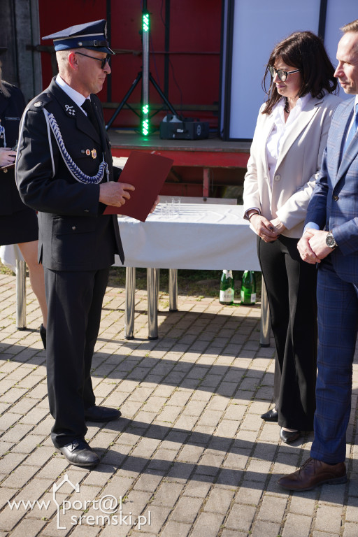 OSP Małachowo z nowym wozem