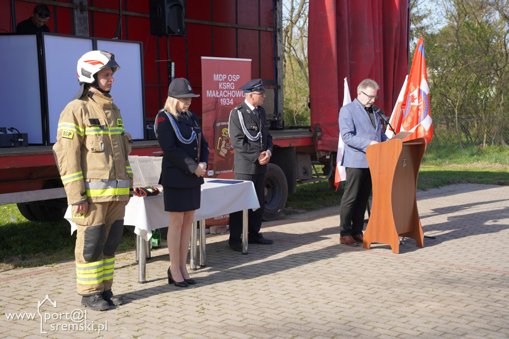 OSP Małachowo z nowym wozem