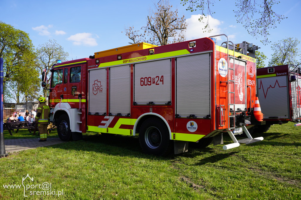 OSP Małachowo z nowym wozem