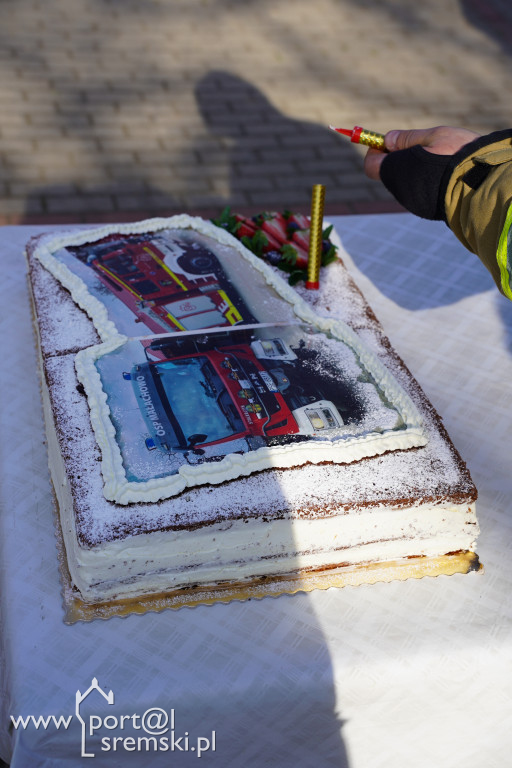 OSP Małachowo z nowym wozem