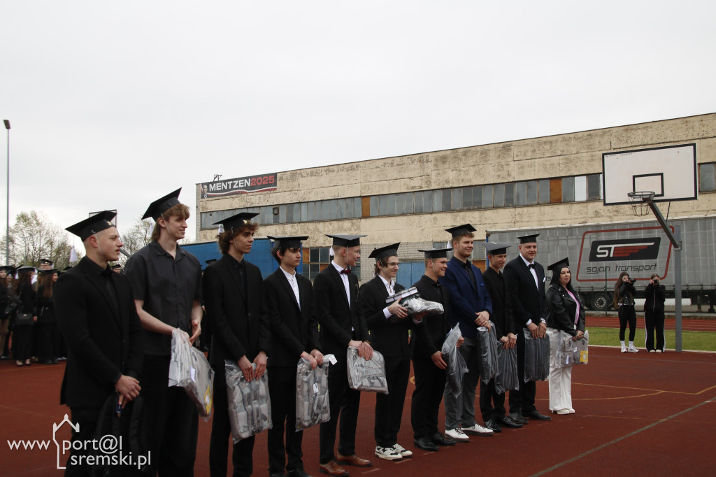 Zakończenie roku dla maturzystów ZST