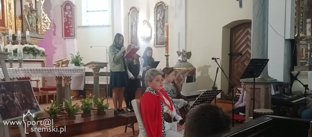 Przedstawienie patriotyczne w Mórce