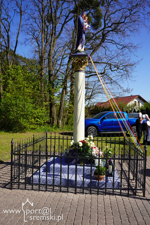 Poświęcenie odnowionej figury MB w Zbrudzewie
