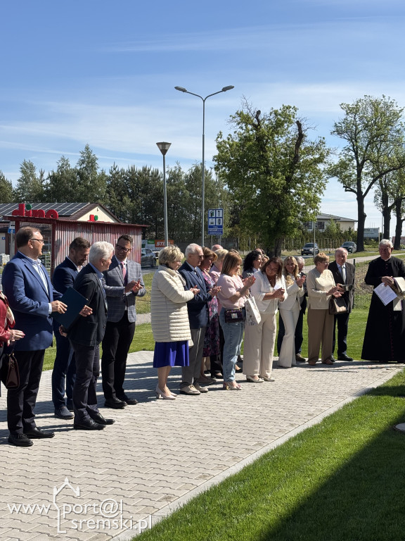 Poświęcenie nowej części Schroniska dla Bezdomnych w Nochowie