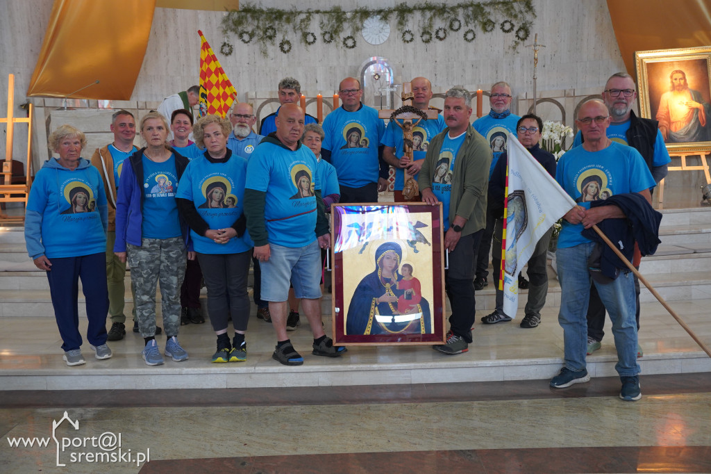 Pieszo do sanktuarium w Gietrzwałdzie