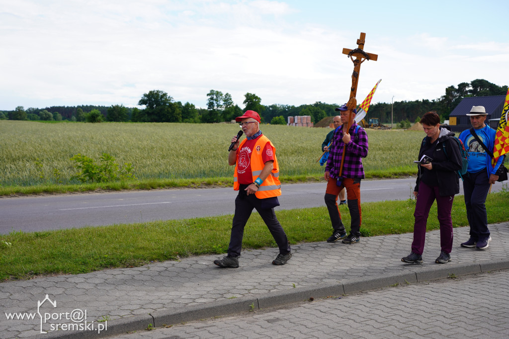 Pieszo do sanktuarium w Gietrzwałdzie