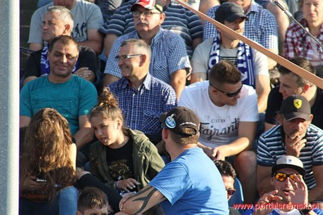 Byki lepsze od Rekinów