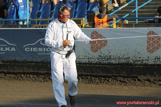 Byki lepsze od Rekinów