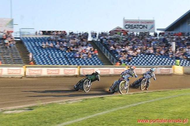 Byki lepsze od Rekinów