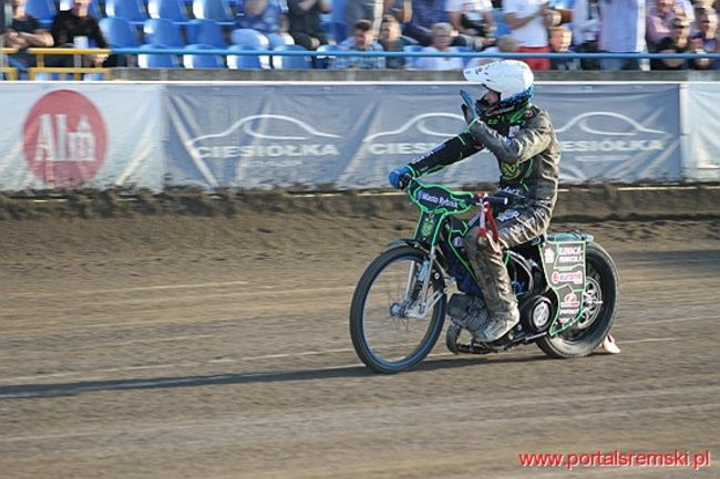 Byki lepsze od Rekinów