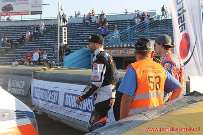 Byki lepsze od Rekinów