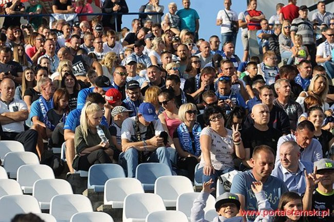 Byki lepsze od Rekinów