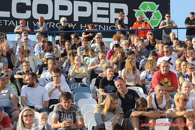 Byki lepsze od Rekinów