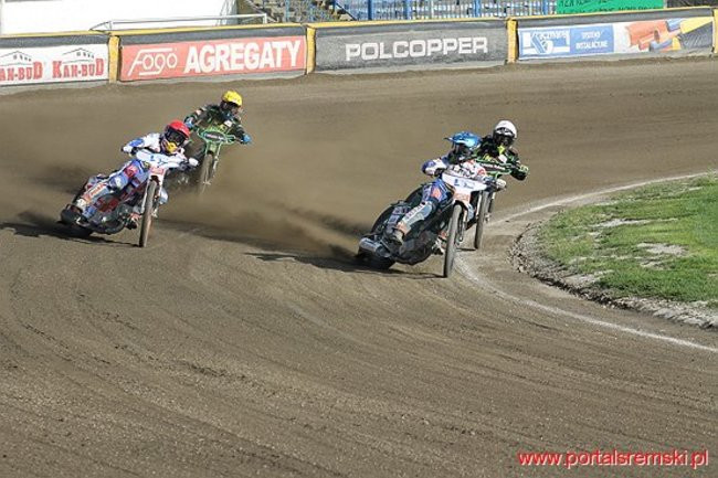 Byki lepsze od Rekinów