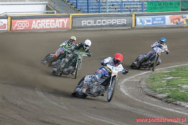 Byki lepsze od Rekinów