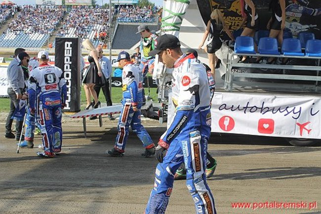 Byki lepsze od Rekinów