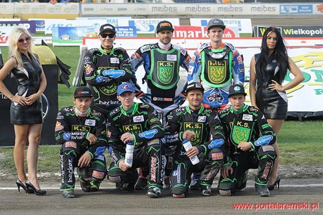 Byki lepsze od Rekinów