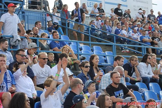 Byki lepsze od Rekinów