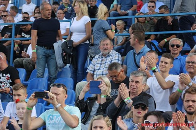 Byki lepsze od Rekinów